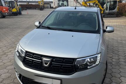 Dacia Sandero 34.000 km 7.500 &euro; Hamburg 22415