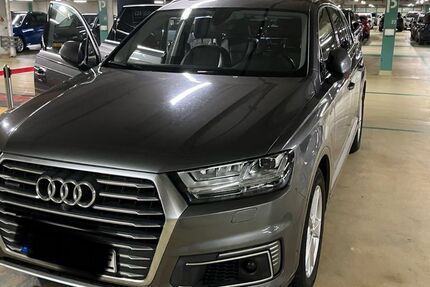 Audi Q7 172.000 km 36.000 &euro; Hamburg 22359
