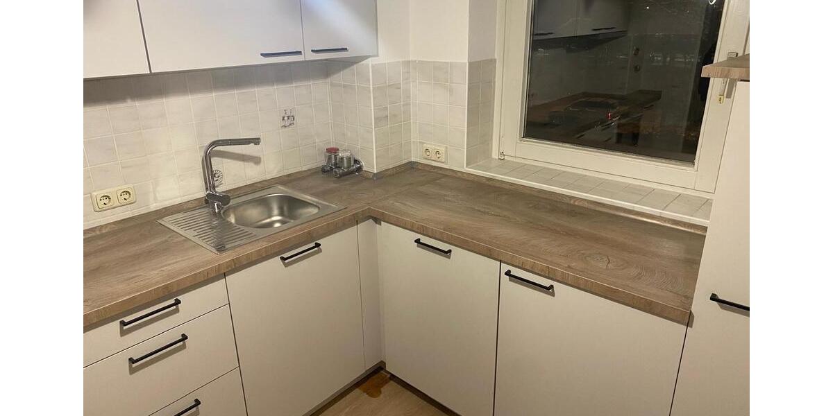 Etagenwohnung Hamburg Wandsbek - 1 Zimmer, 83 m&sup2;, 950&euro; | Angebot:25166694