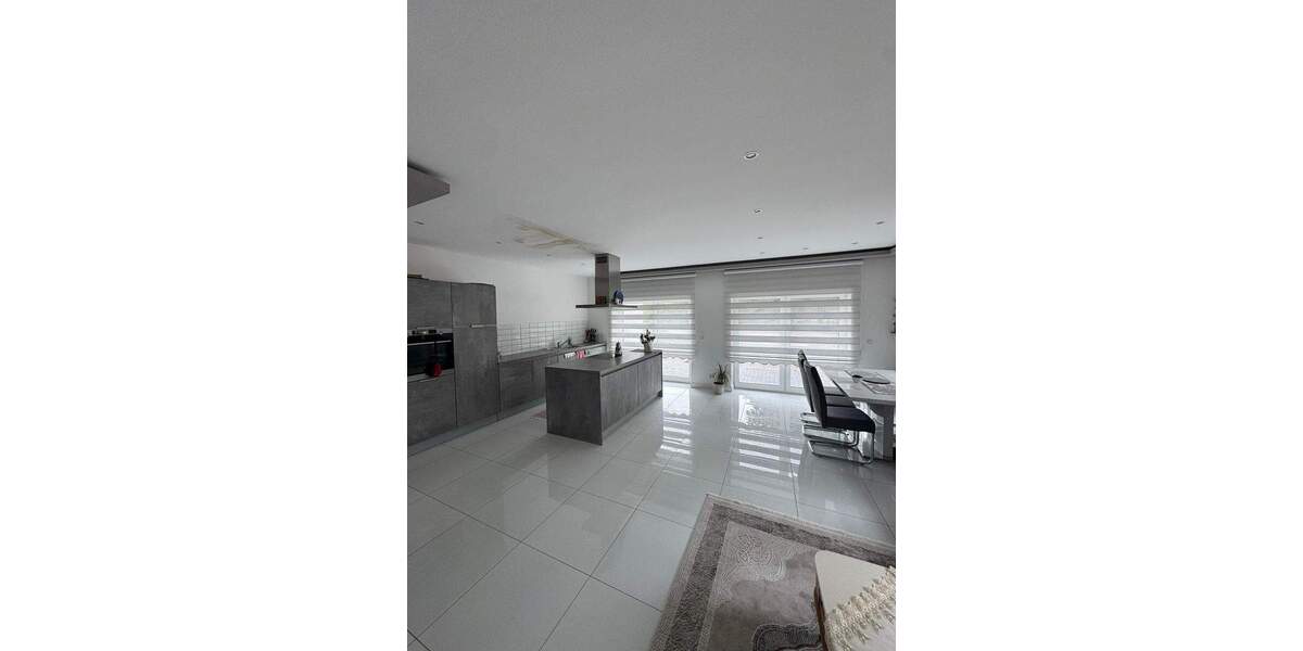 Mehrfamilienhaus, Wohnhaus Elmshorn Hainholz - 9 Zimmer, 215 m&sup2;, 780.000&euro; | Angebot:25775876