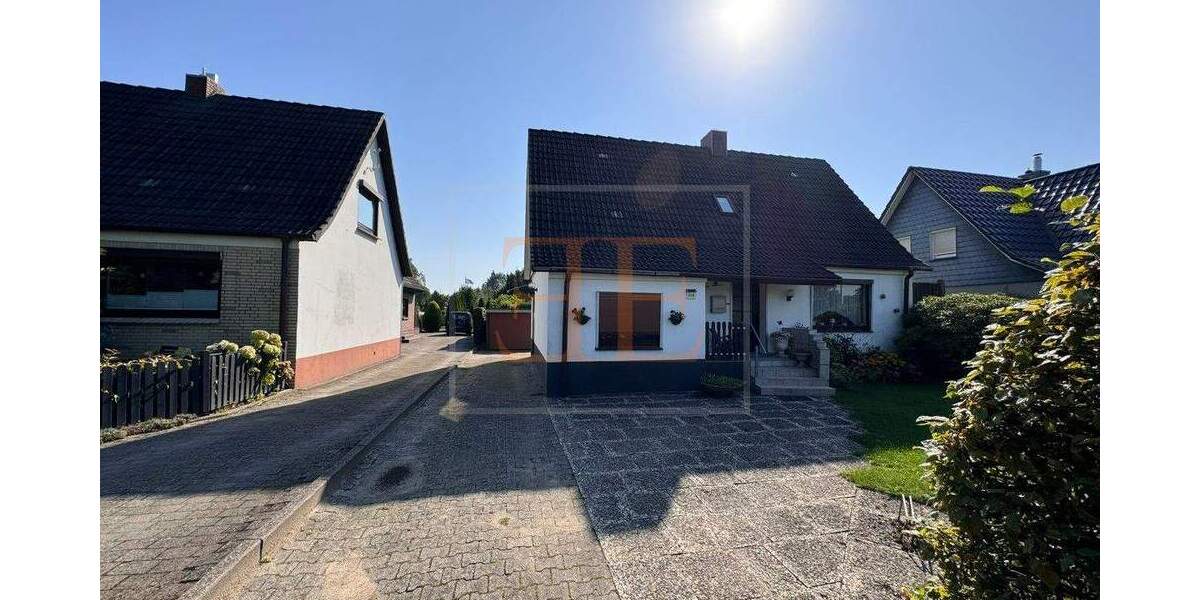 Grundstück mit Perspektive: Platz für zwei Traumhäuser in gewachsener Lage von Halstenbek - Grundstück Halstenbek | Angebot:25806290