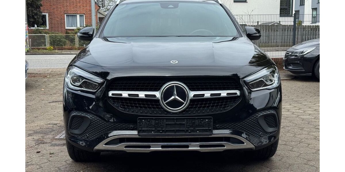 Mercedes-Benz GLA 200 39.000 km 29.990 &euro; Hamburg 22457