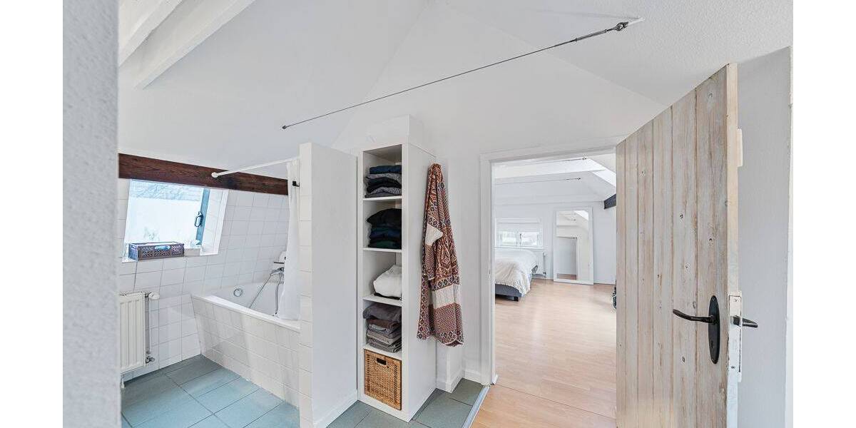 Einfamilienhaus Hamburg Sasel - 9 Zimmer, 216 m&sup2;, 1.250.000&euro; | Angebot:25959226