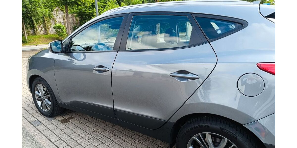 Hyundai ix35 214.000 km 6.599 &euro; Hamburg 22459