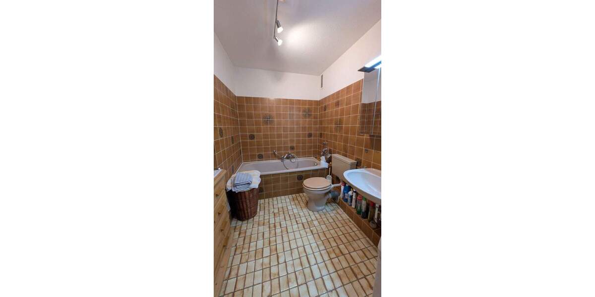 Etagenwohnung Glinde - 3 Zimmer, 97 m&sup2;, 1.305&euro; | Angebot:25899450