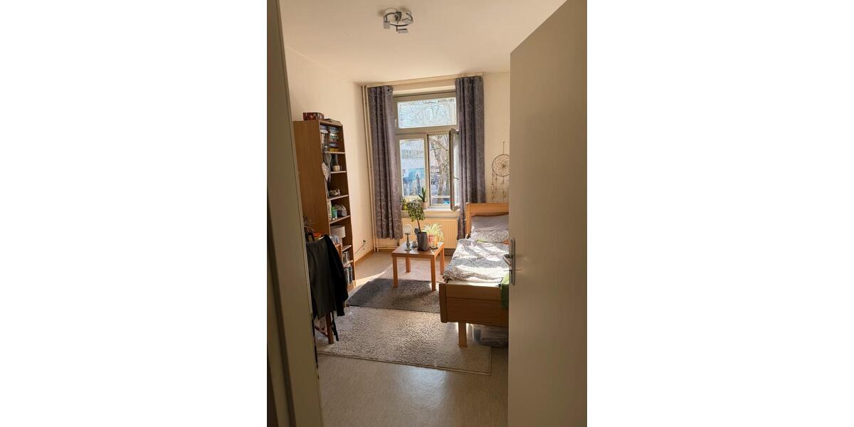 Etagenwohnung Hamburg Sternschanze - 1 Zimmer, 13 m&sup2;, 700&euro; | Angebot:25902901