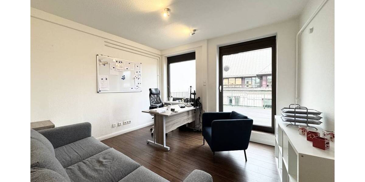 Gewerbeobjekt Hamburg / Altstadt Hamburg-Altstadt - 4 Zimmer, 73 m&sup2;, 1.895&euro; | Angebot:26037493