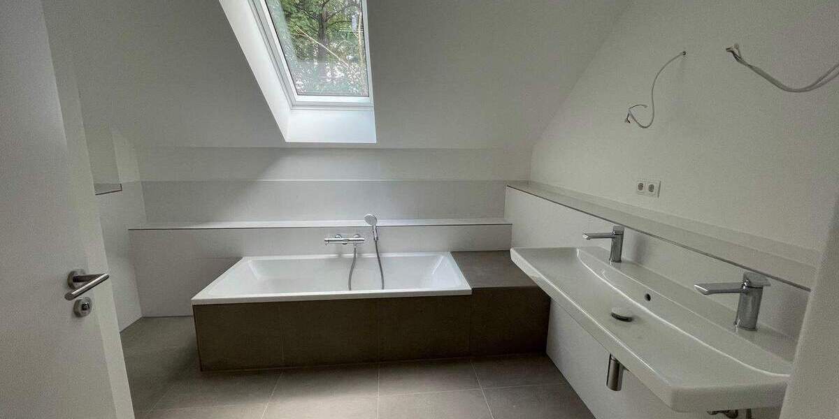 Mehrfamilienhaus, Wohnhaus Hamburg Volksdorf - 6 Zimmer, 161 m&sup2;, 1.475.000&euro; | Angebot:25702360