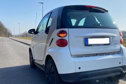 Smart ForTwo 125.230 km 4.400 &euro; Hamburg 21031