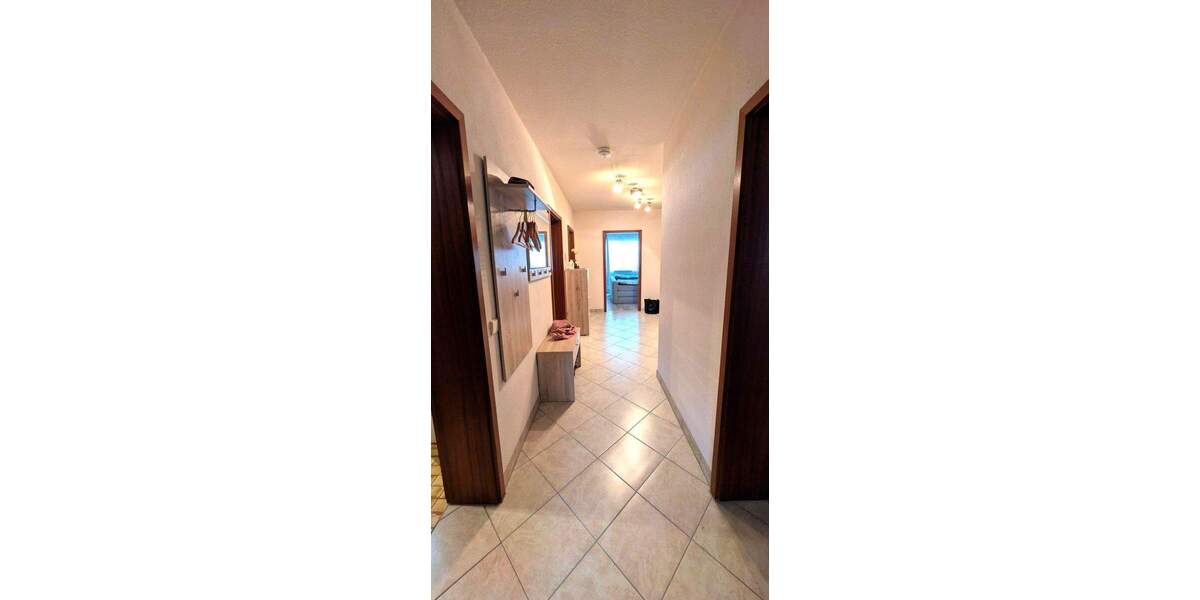 Etagenwohnung Glinde - 3 Zimmer, 97 m&sup2;, 1.305&euro; | Angebot:25899450