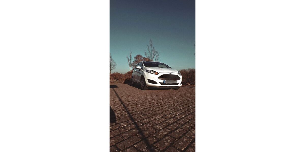 Ford Fiesta 141.000 km 4.950 &euro; Reinbek 21465