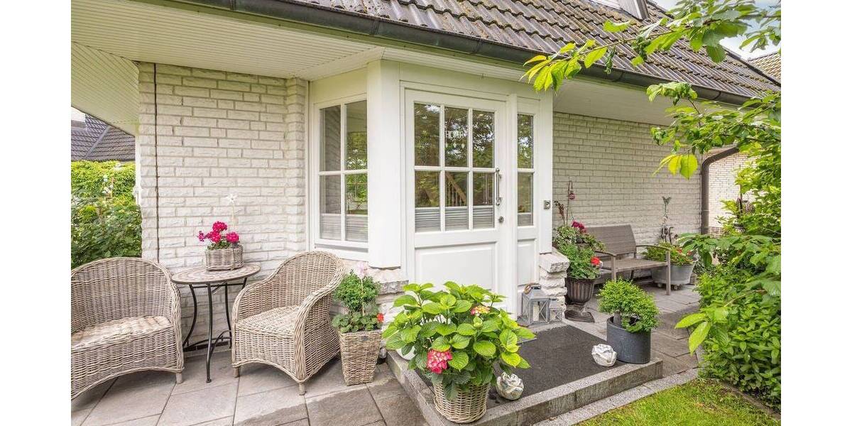 Einfamilienhaus Norderstedt Glashütte - 8 Zimmer, 287 m&sup2;, 1.390.000&euro; | Angebot:25779494