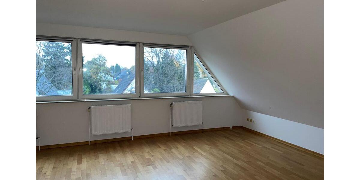 Dachgeschoßwohnung Hamburg Eimsbüttel - 3 Zimmer, 115 m&sup2;, 1.491&euro; | Angebot:25308027