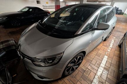 Renault Scenic 64.539 km 14.400 &euro; Hamburg 22359