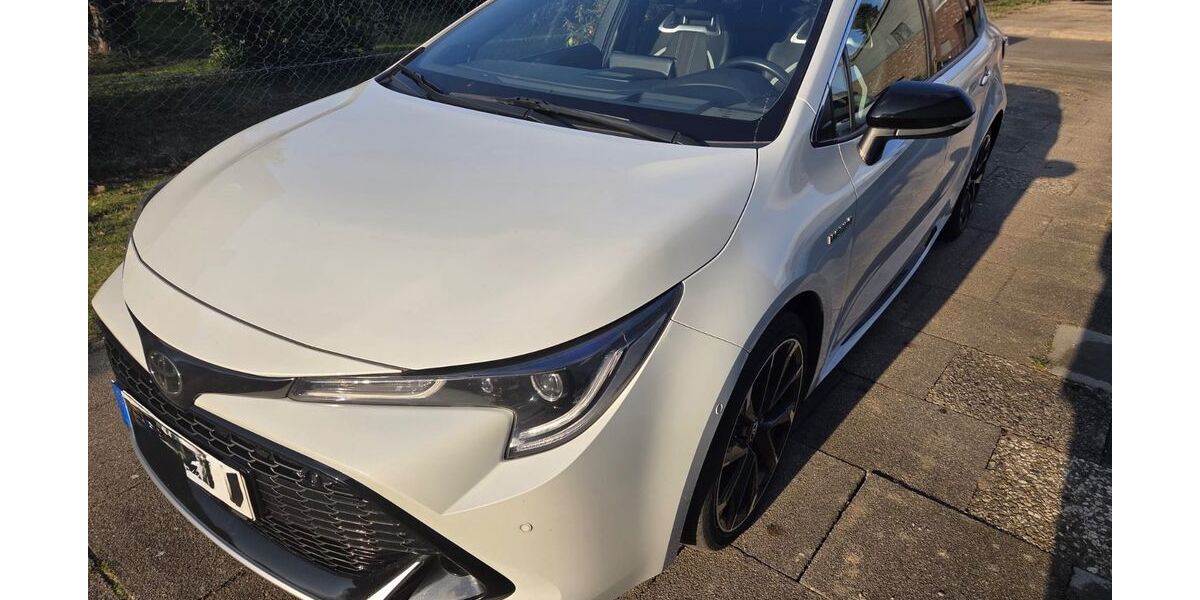 Toyota Corolla 62.000 km 24.900 &euro; Quickborn 25451