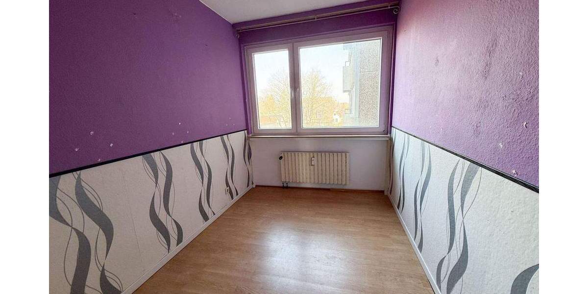Etagenwohnung Pinneberg - 4 Zimmer, 88 m&sup2;, 199.000&euro; | Angebot:25660526