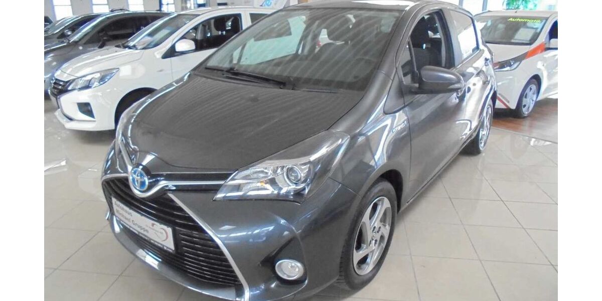 Toyota Yaris 59.040 km 12.990 &euro; Hamburg 22043