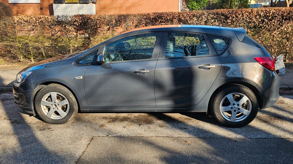 Opel Astra 33.000 km 8.300 &euro; Appen 25482