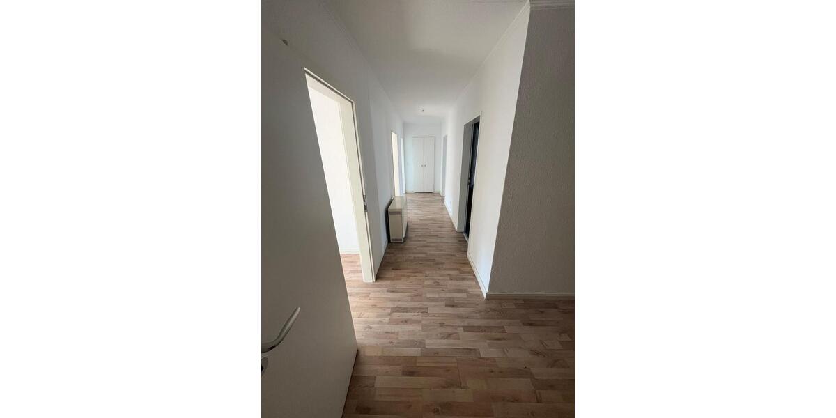 Dachgeschoßwohnung Bargfeld-Stegen Stegen - 4 Zimmer, 89 m&sup2;, 1.100&euro; | Angebot:24623629