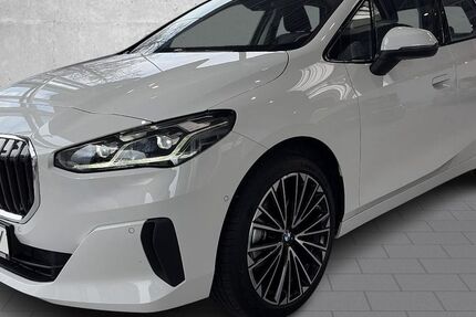 BMW 220 Active Tourer 8.737 km 29.990 &euro; Norderstedt 22848