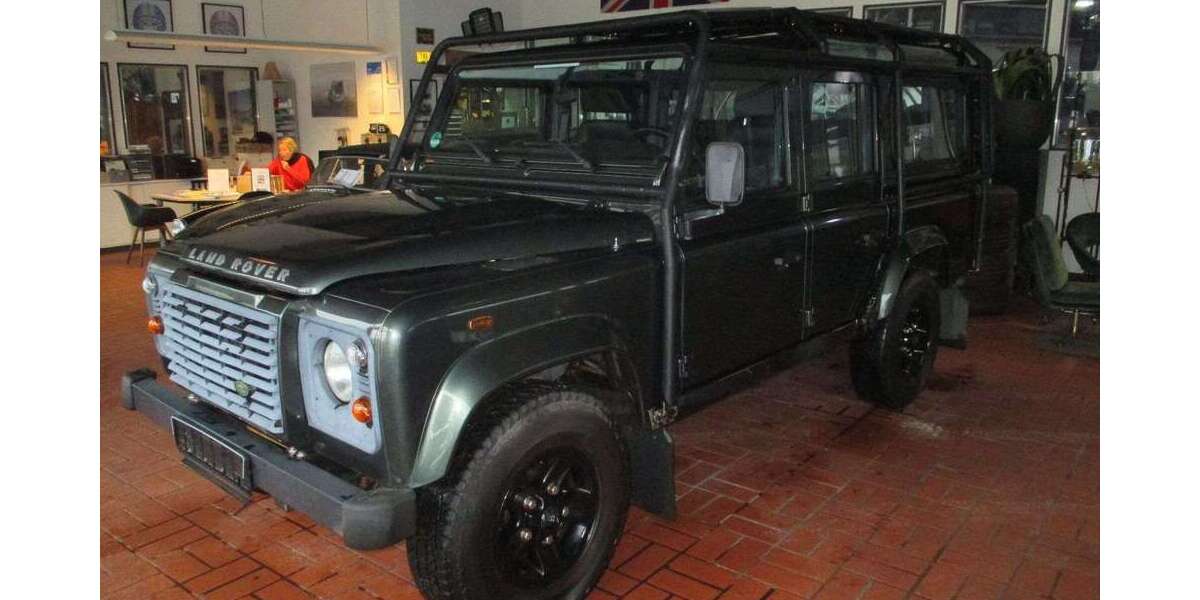 Land Rover Defender 151.542 km 33.990 &euro; Hamburg 22045
