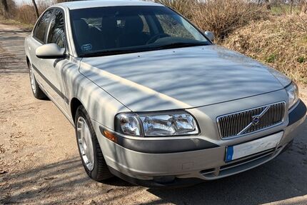 Volvo S80 118.500 km 5.500 &euro; Hamburg 22175