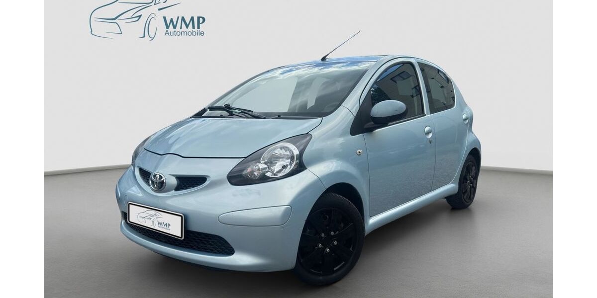 Toyota Aygo (X) 143.981 km 2.990 &euro; Hamburg 22045