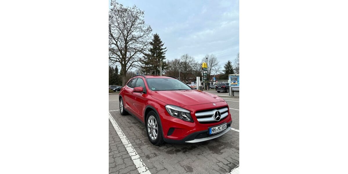 Mercedes-Benz GLA 200 153.116 km 14.400 &euro; Hamburg 22337