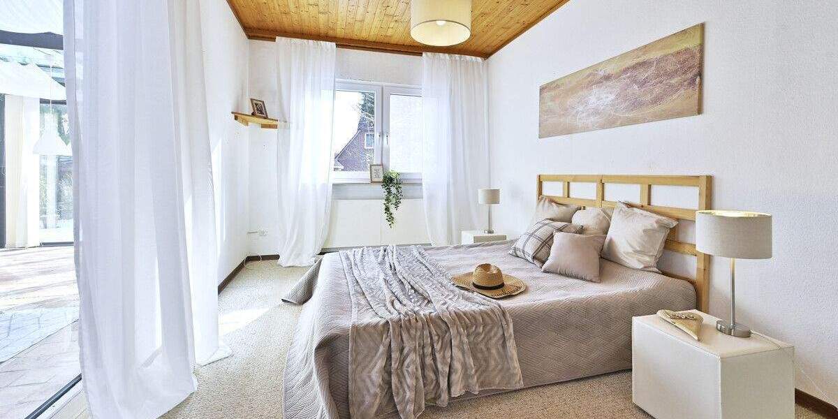 Einfamilienhaus Wedel - 6 Zimmer, 150 m&sup2;, 490.000&euro; | Angebot:25690476