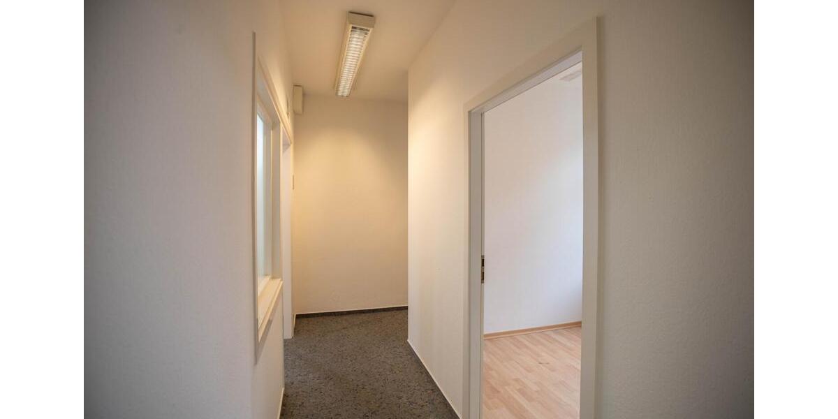 Gewerbeobjekt Elmshorn - 1.300&euro; | Angebot:25082585