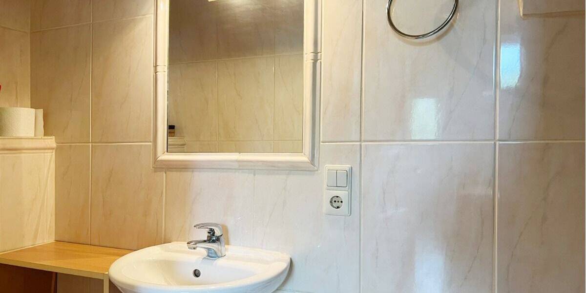 Mehrfamilienhaus, Wohnhaus Pinneberg - 8 Zimmer, 160 m&sup2;, 430.000&euro; | Angebot:26820732