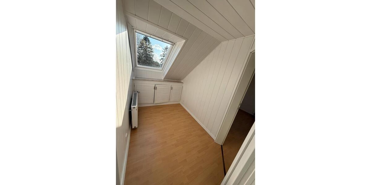 Dachgeschoßwohnung Hamburg Horn - 2 Zimmer, 61 m&sup2;, 950&euro; | Angebot:25643759