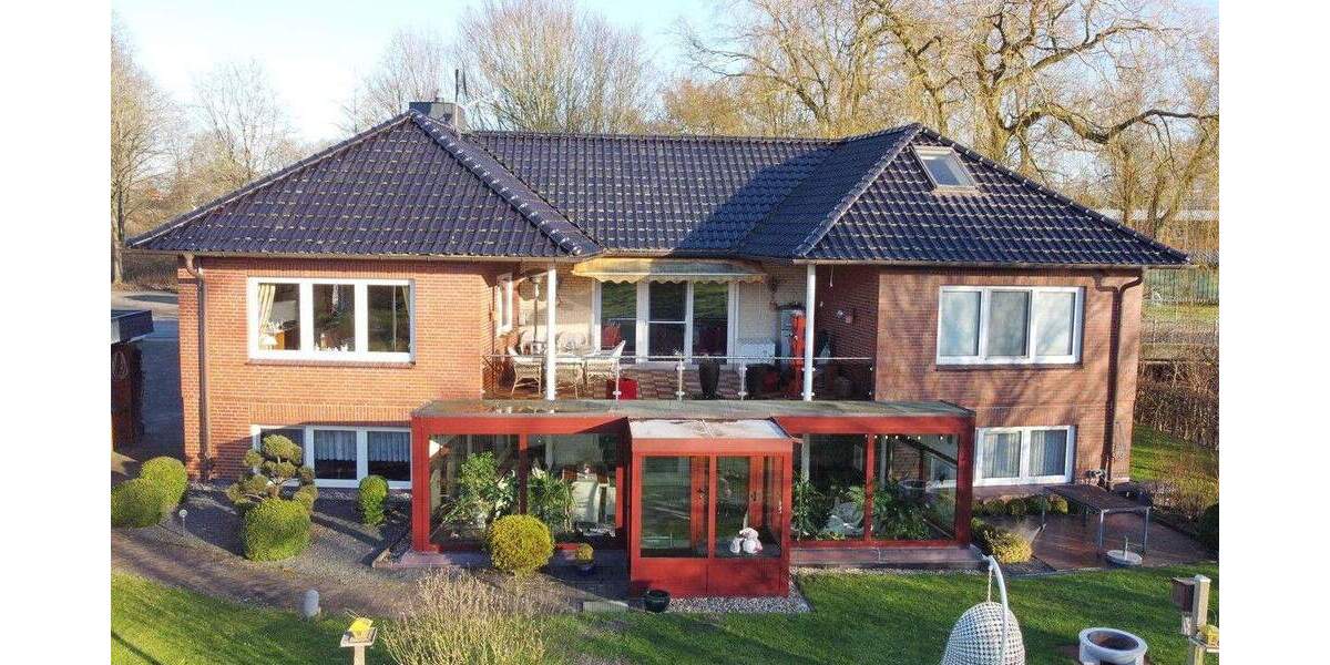 Mehrfamilienhaus, Wohnhaus Bimöhlen - 9 Zimmer, 252 m&sup2;, 449.000&euro; | Angebot:25700540