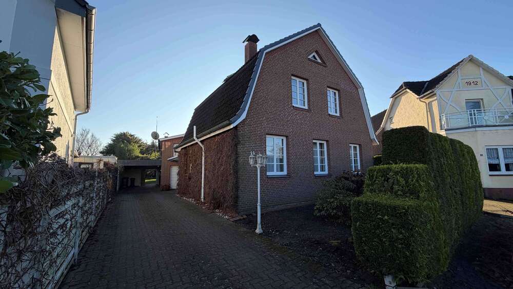 Einfamilienhaus Tornesch - 4 Zimmer, 180 m&sup2;, 489.000&euro; | Angebot:24428717