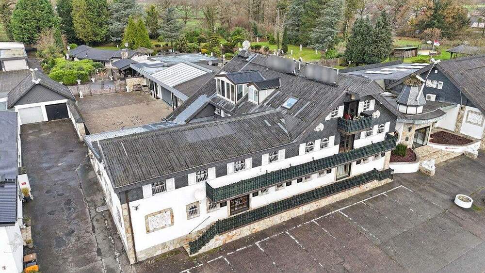 Mehrfamilienhaus, Wohnhaus Sievershütten - 7 Zimmer, 306 m&sup2;, 2.190.000&euro; | Angebot:25743547