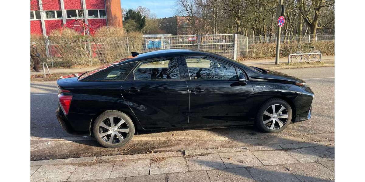 Toyota Mirai 5.000 km 8.000 &euro; Hamburg, Freie und Hansestadt 22307