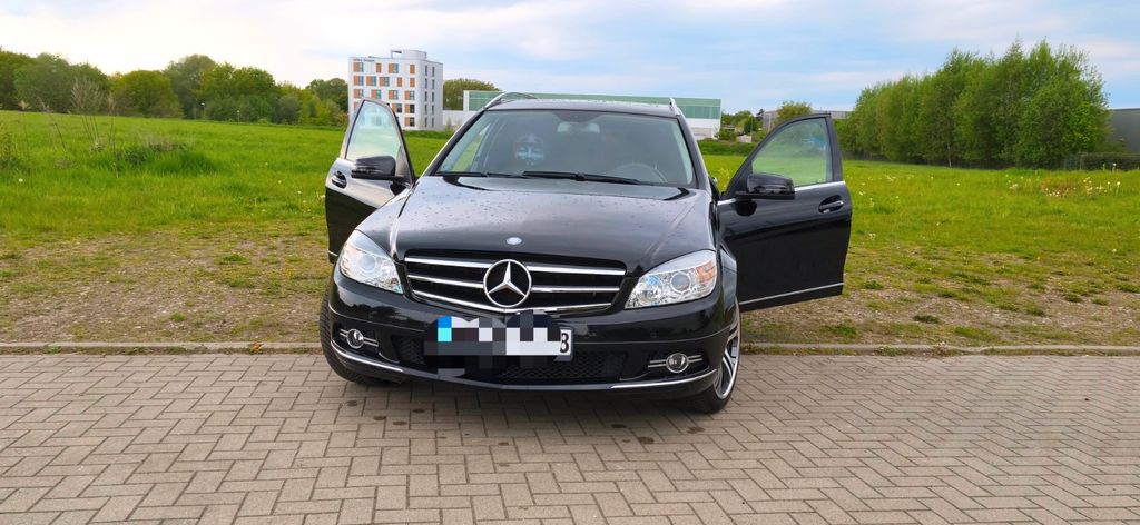 Mercedes-Benz C 180 74.500 km 12.850 &euro; Delingsdorf 22941