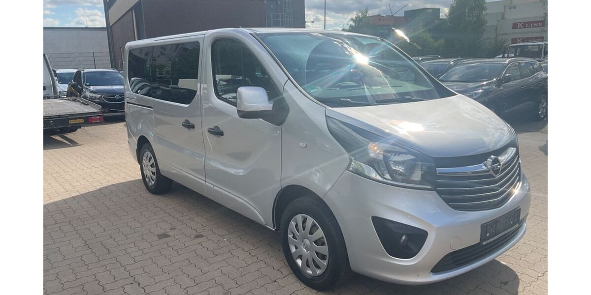 Opel Vivaro 217.000 km 8.399 &euro; Hamburg 21107