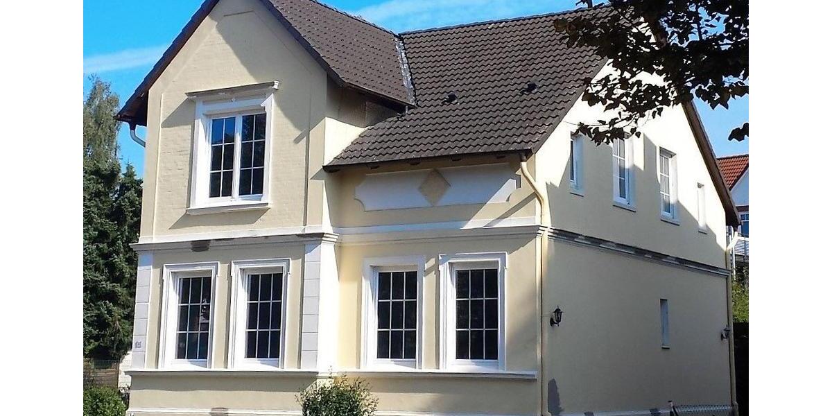 Villa Ahrensburg - 7 Zimmer, 188 m&sup2;, 3.490&euro; | Angebot:26582178