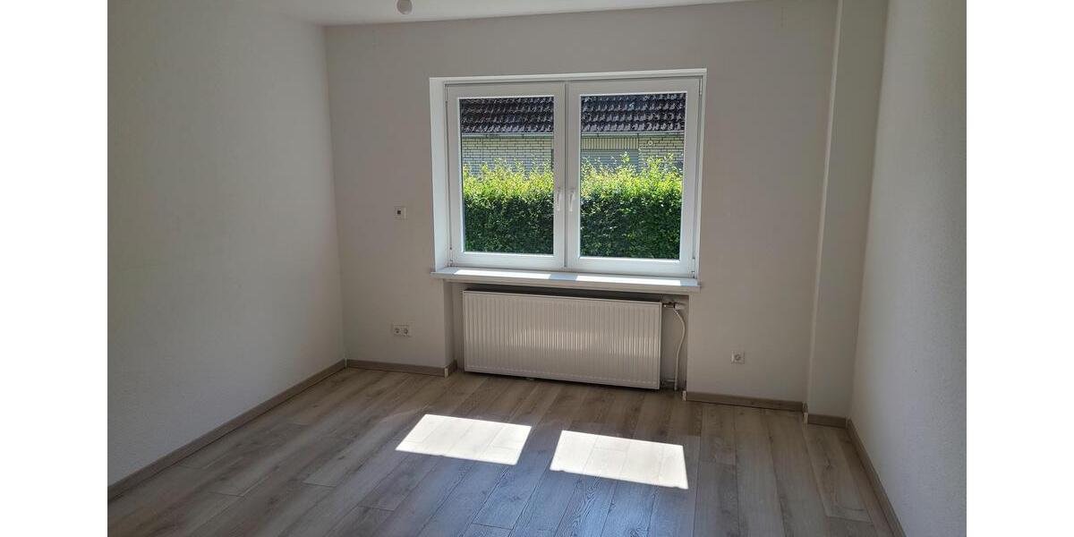 Etagenwohnung Hamburg Wandsbek - 5 Zimmer, 115 m&sup2;, 2.100&euro; | Angebot:25866566