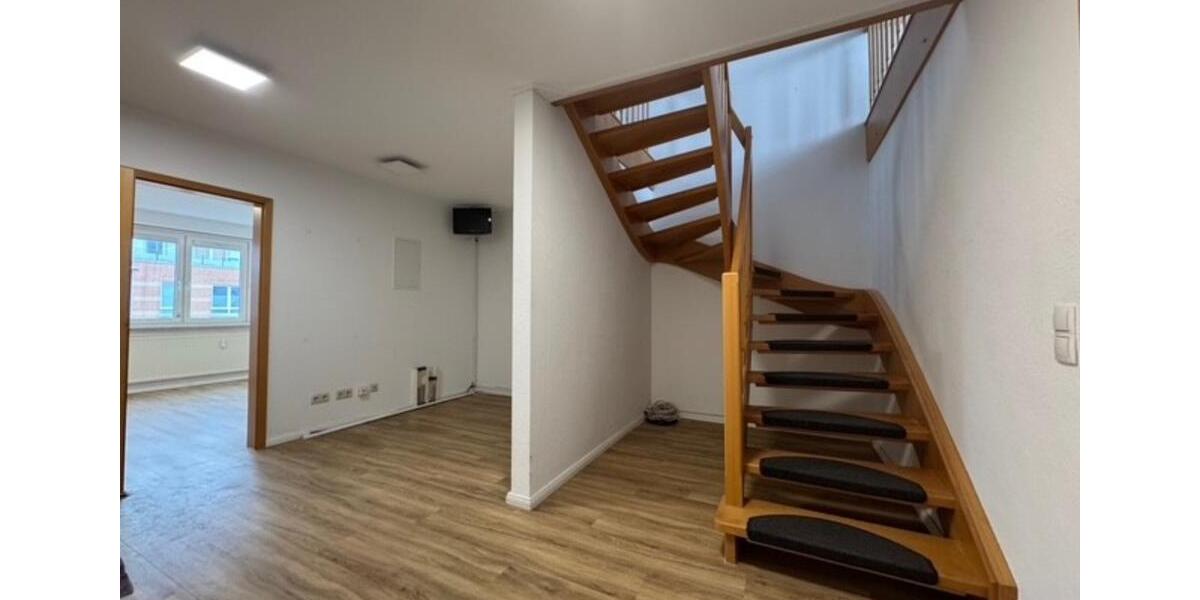 Maisonettenwohnung Norderstedt Garstedt - 3 Zimmer, 113 m&sup2;, 1.450&euro; | Angebot:25219954