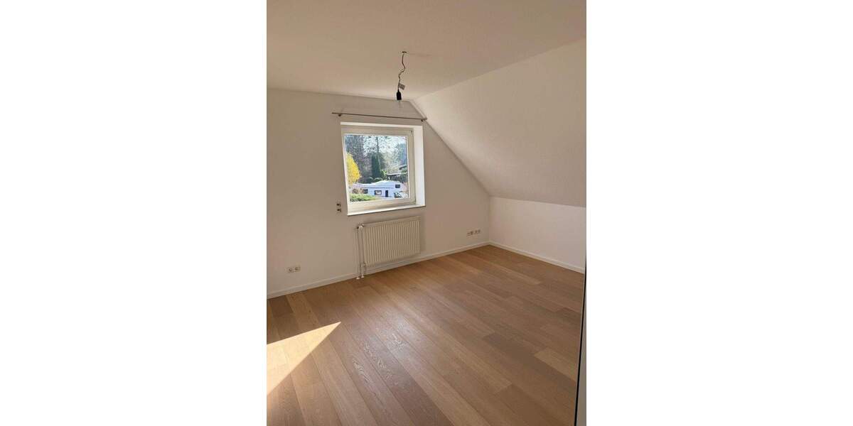 Einfamilienhaus Bönningstedt - 6 Zimmer, 135 m&sup2;, 2.600&euro; | Angebot:25818952