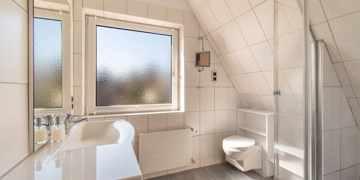 Einfamilienhaus Hamburg Poppenbüttel - 4 Zimmer, 115 m&sup2;, 700.000&euro; | Angebot:26080101