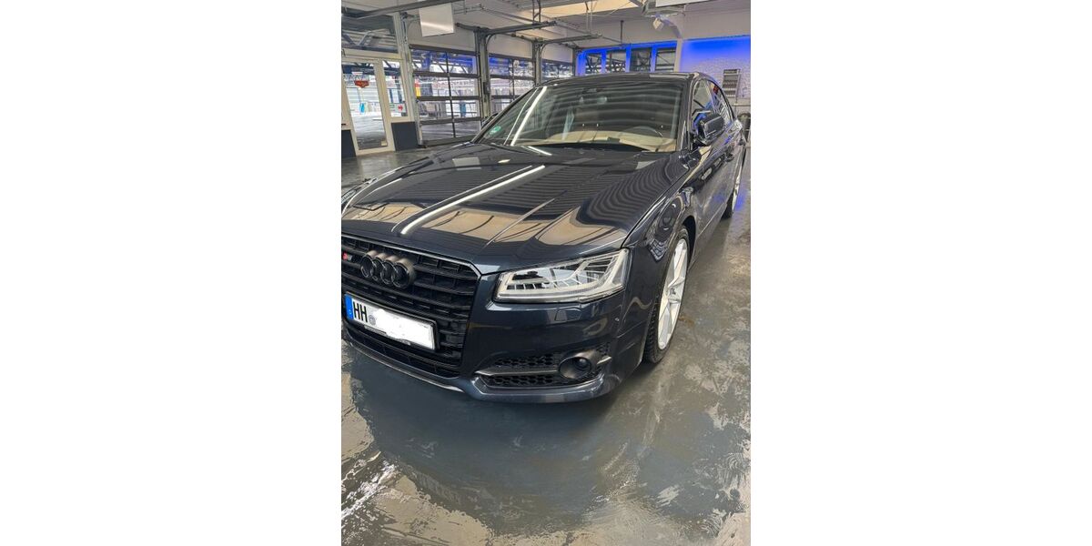 Audi S8 96.350 km 44.899 &euro; Hamburg 21129