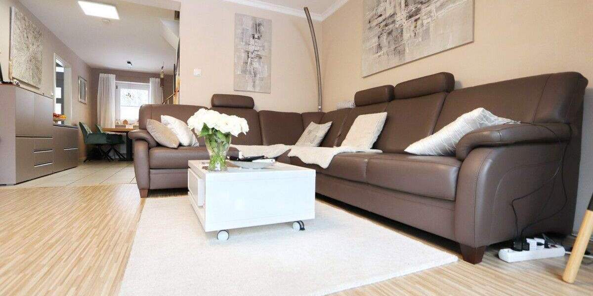 Reihenmittelhaus Hamburg Bramfeld - 4 Zimmer, 90 m&sup2;, 475.000&euro; | Angebot:25743541