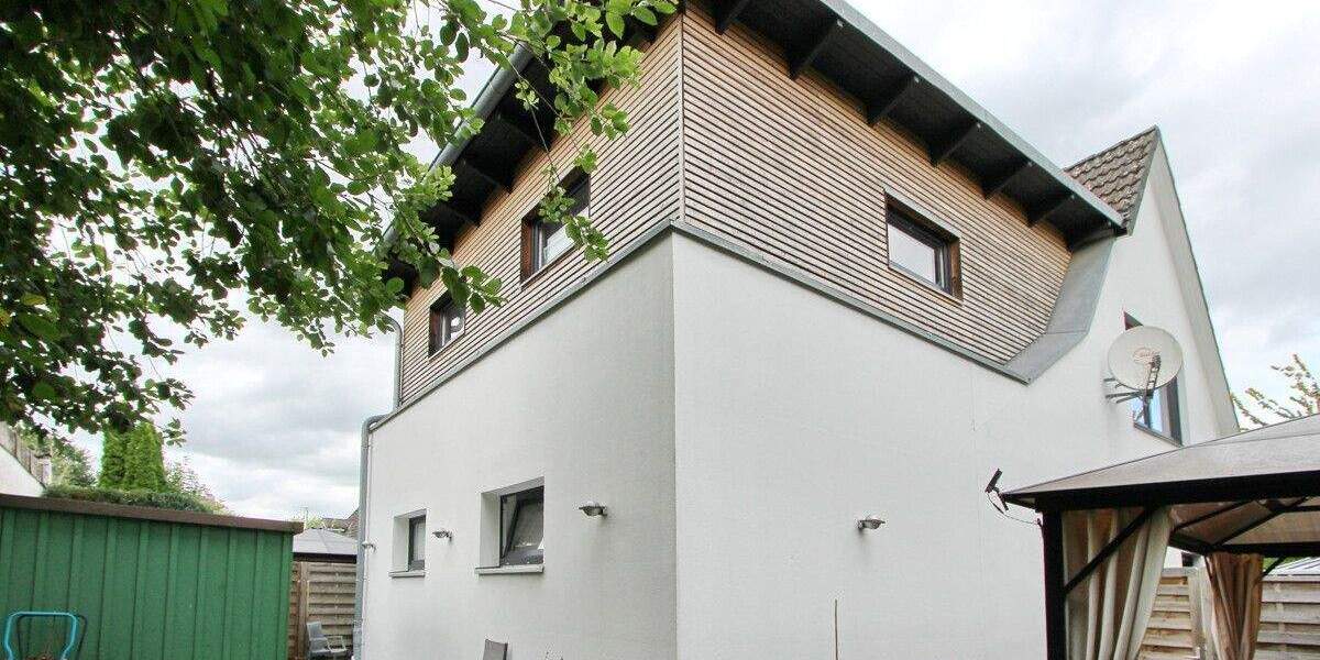 Einfamilienhaus Barmstedt - 9 Zimmer, 237 m&sup2;, 529.000&euro; | Angebot:25743534