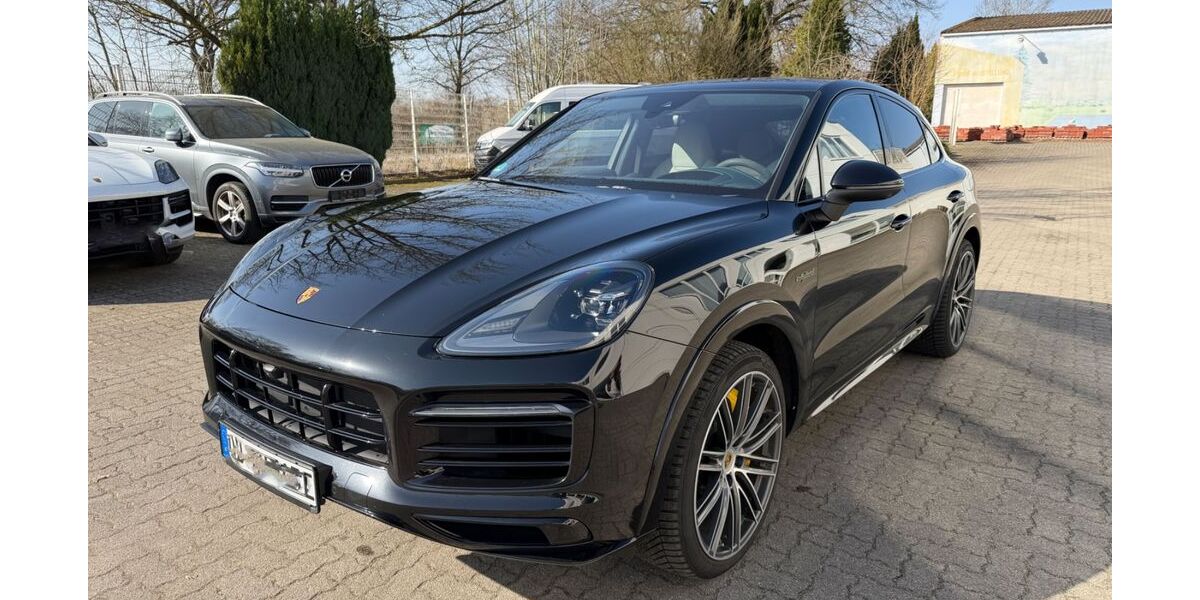 Porsche Cayenne 33.250 km 90.900 &euro; Bargteheide 22941