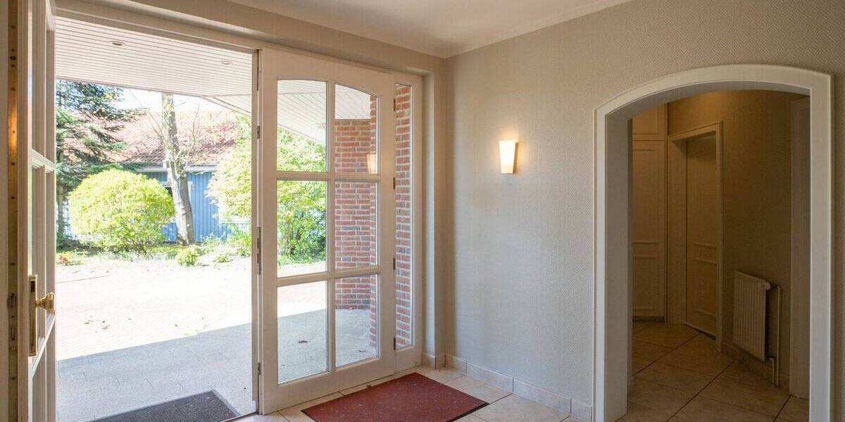 Einfamilienhaus Moorrege - 4 Zimmer, 212 m&sup2;, 2.000&euro; | Angebot:26796955
