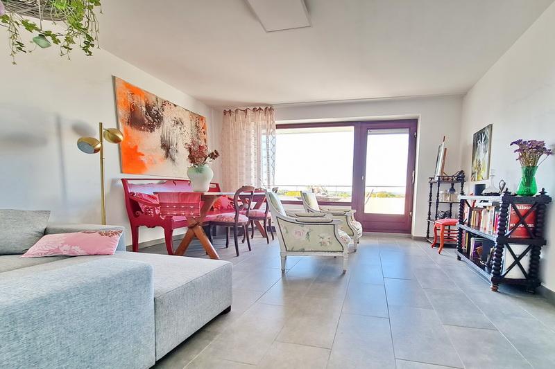 Hochwertig sanierte Sonnenloggia-Wohnung mit Traum-Aussicht !!! Wohnen an der Grenze Hamburgs ! - Etagenwohnung Schenefeld | Angebot:15799908