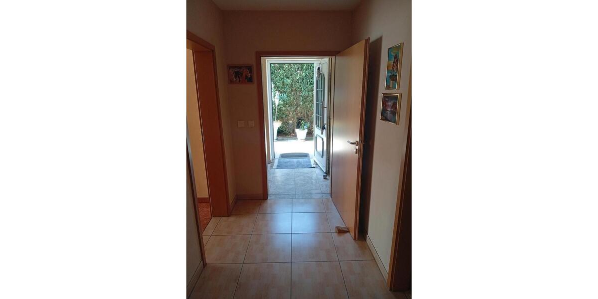 Erdgeschoßwohnung Pinneberg - 2 Zimmer, 78 m&sup2;, 1.700&euro; | Angebot:25756508